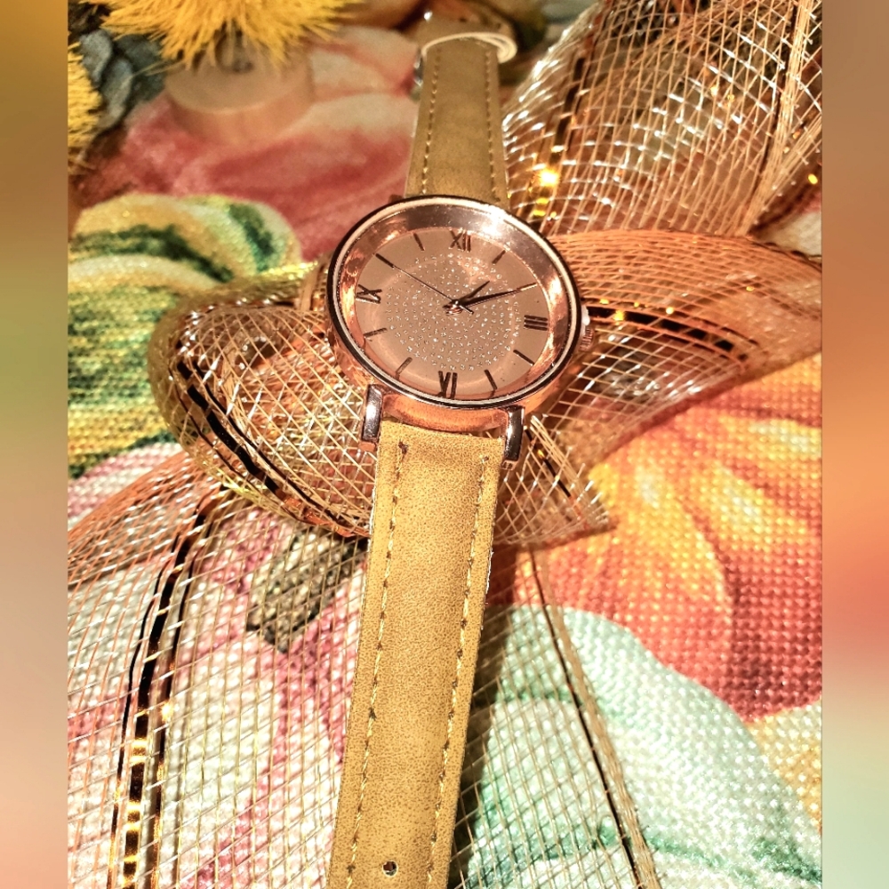 Rosegold Watch with Tan Band